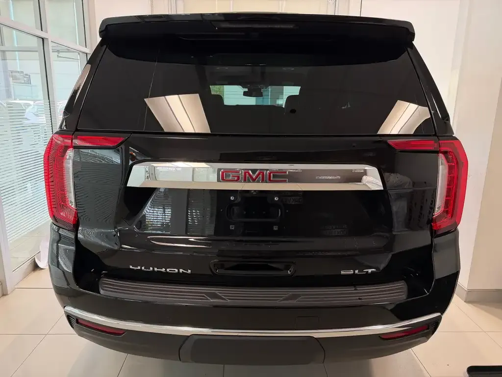 GMC Yukon 2023 photo 4
