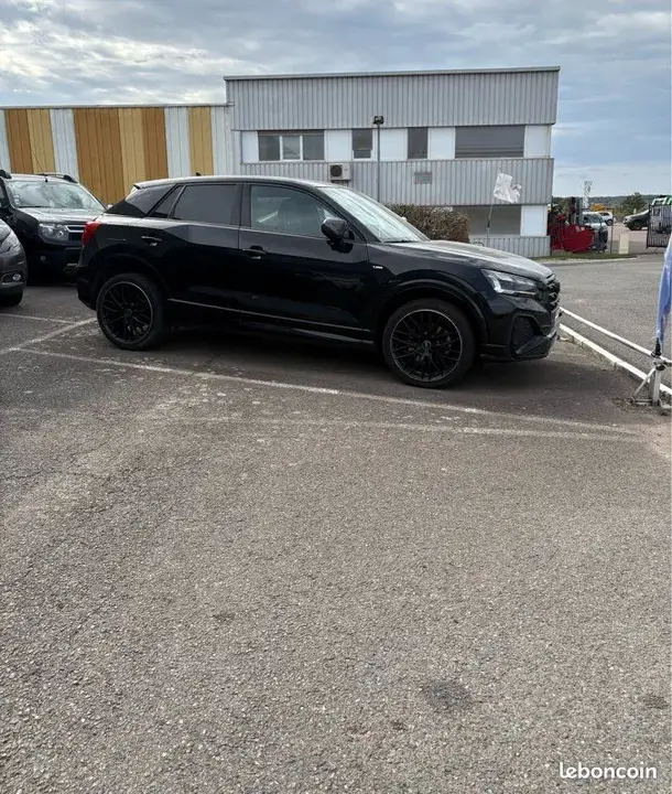 Audi Q2 2024 photo 2
