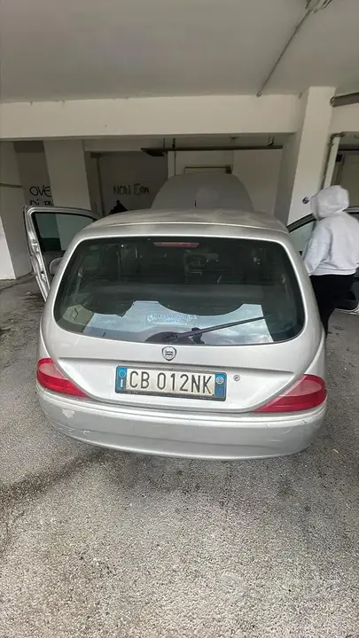 Lancia Y 2002 photo 2