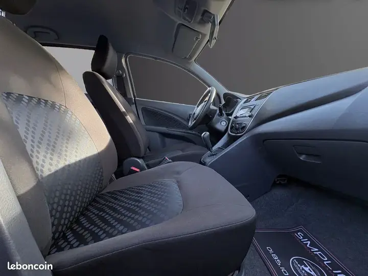 Suzuki Celerio 2015 photo 5