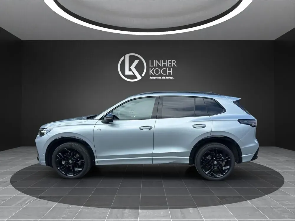 Volkswagen Tiguan 2025 photo 2