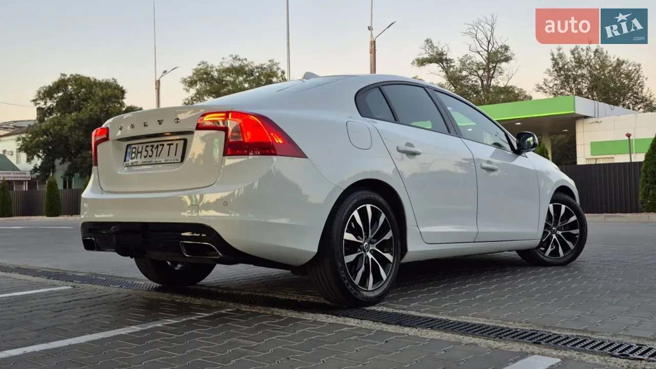 Volvo S60 2017 photo 3