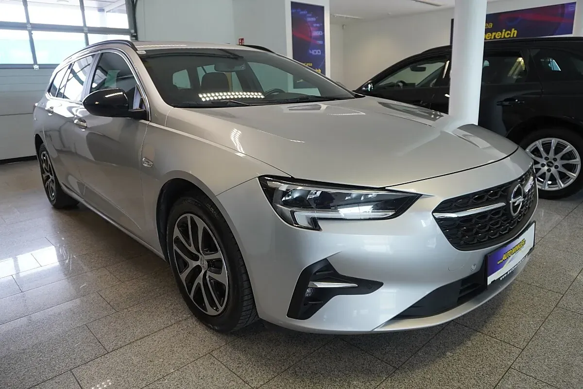 Opel Insignia 2021 photo 2