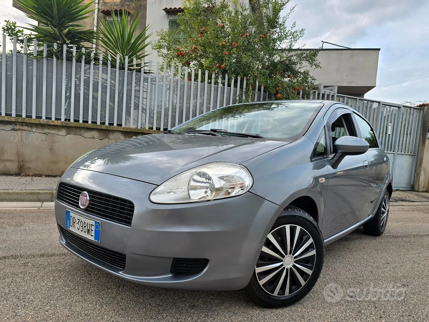 Fiat Grande Punto 2009 photo 5