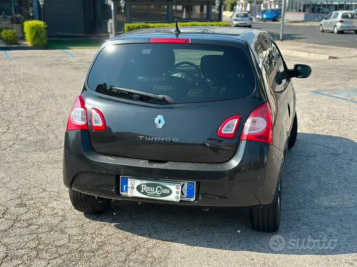 Renault Twingo 2013 photo 2