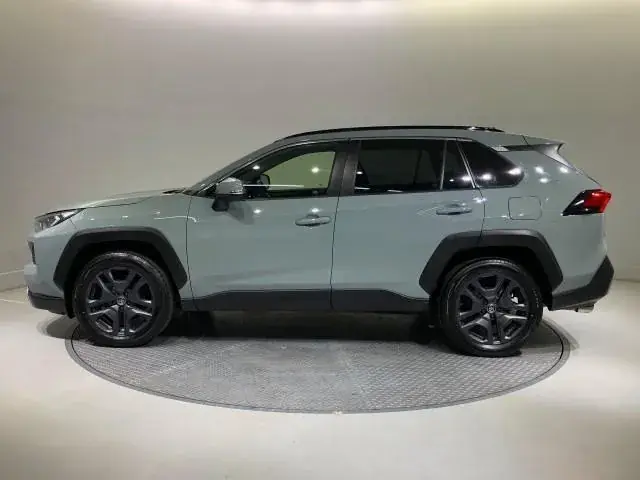 Toyota Rav4 2022 photo 3