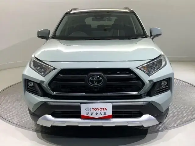 Toyota Rav4 2022 photo 2