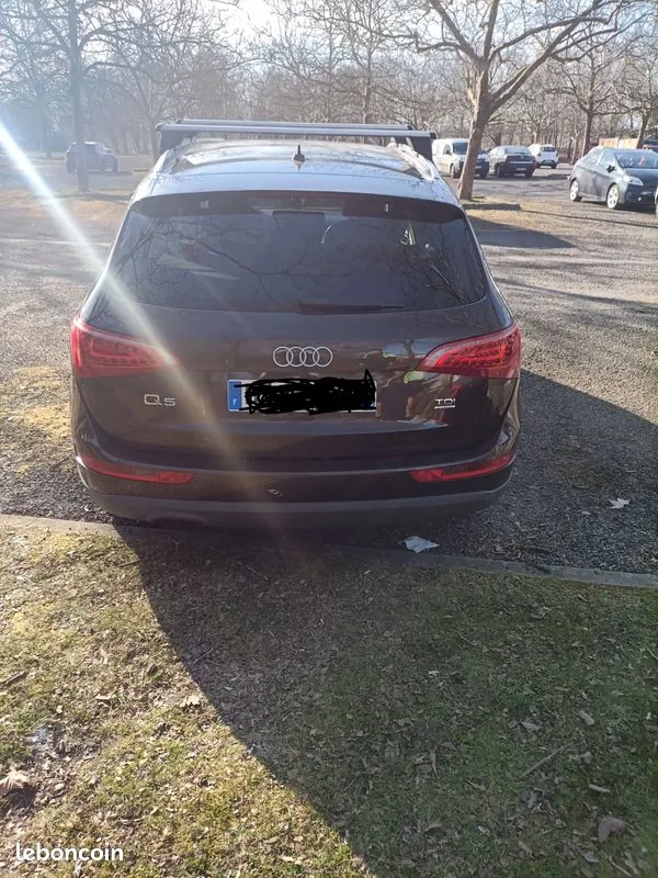 Audi Q5 2011 photo 2