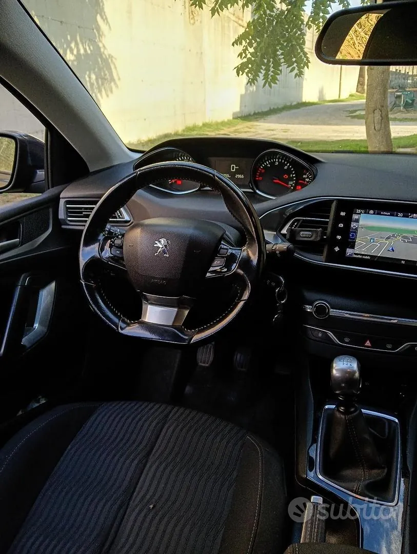 Peugeot 308