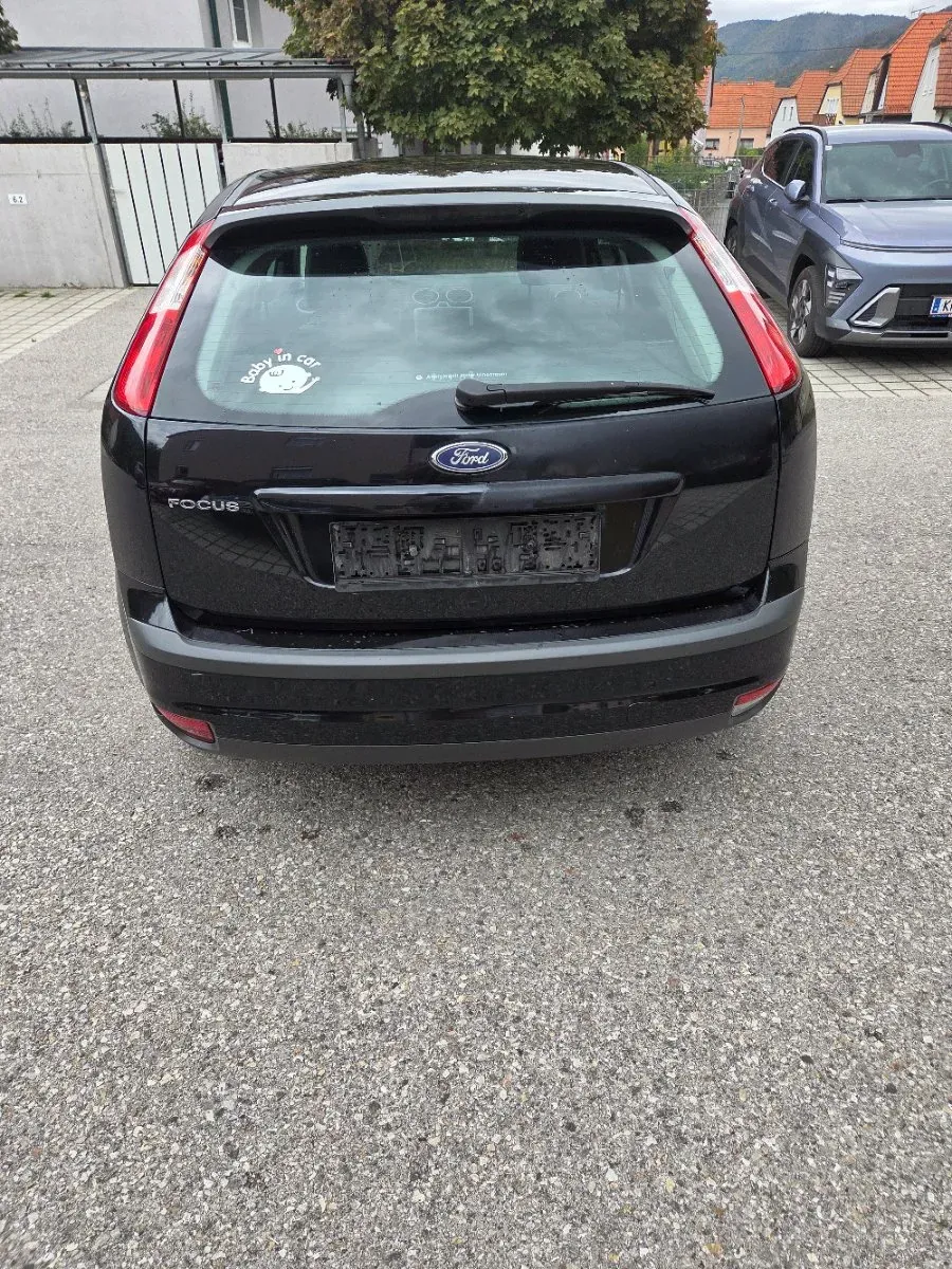 Ford Focus 2006 photo 2