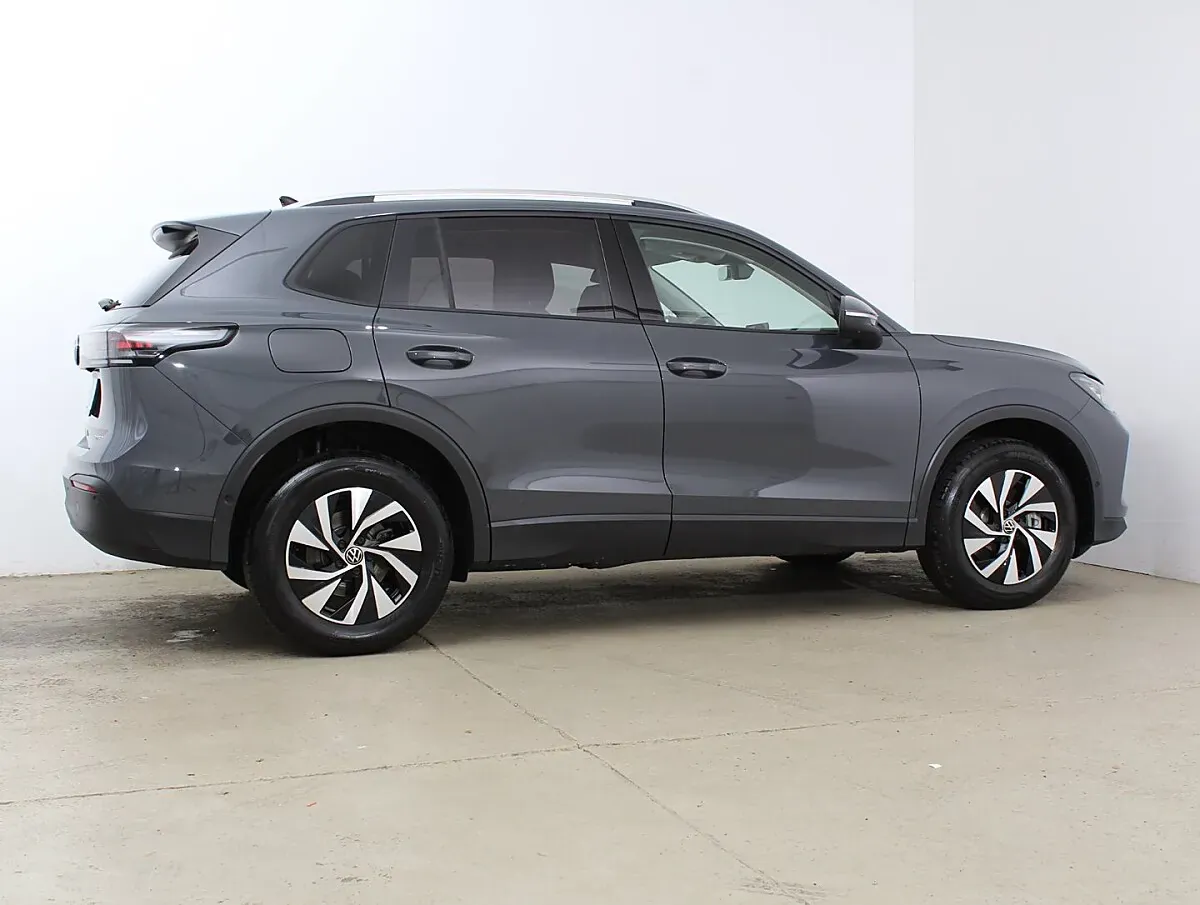 Volkswagen Tiguan 2026 photo 3