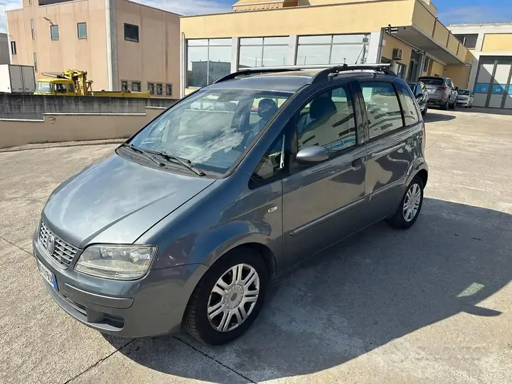 Fiat Idea 2008 photo 3