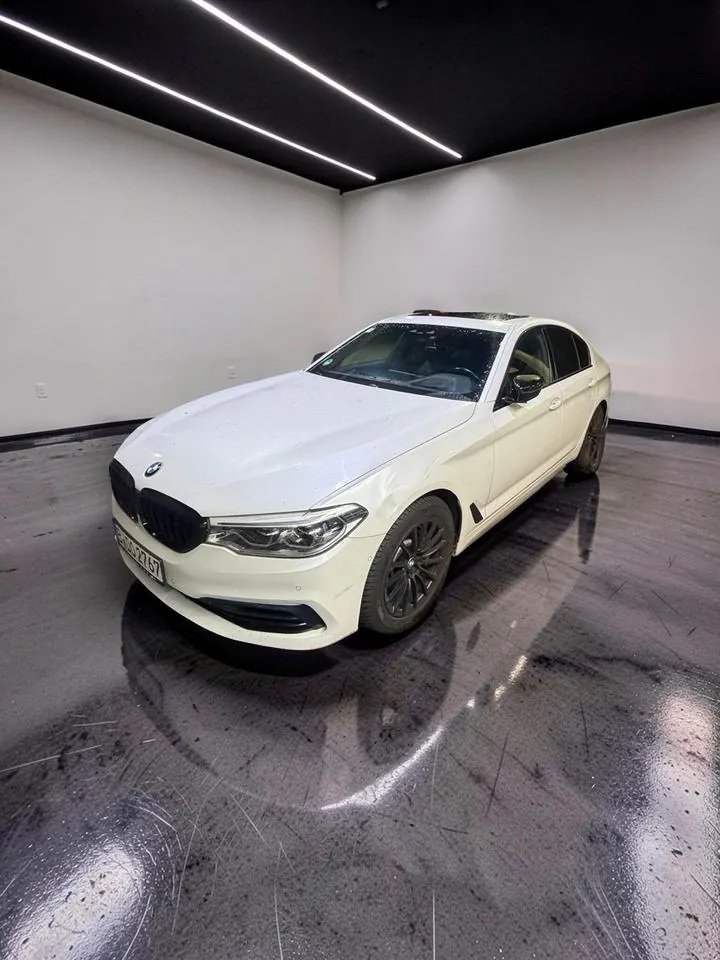 BMW 530I