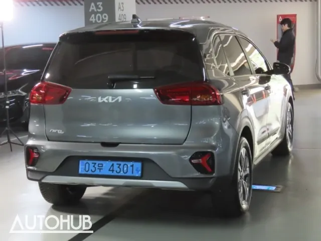 Kia Niro 2023 photo 3