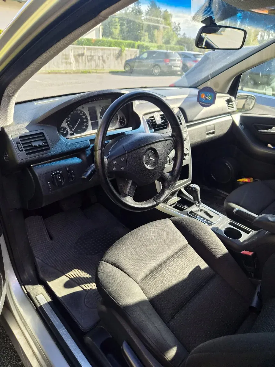 Mercedes-Benz B-Class 2005 photo 2
