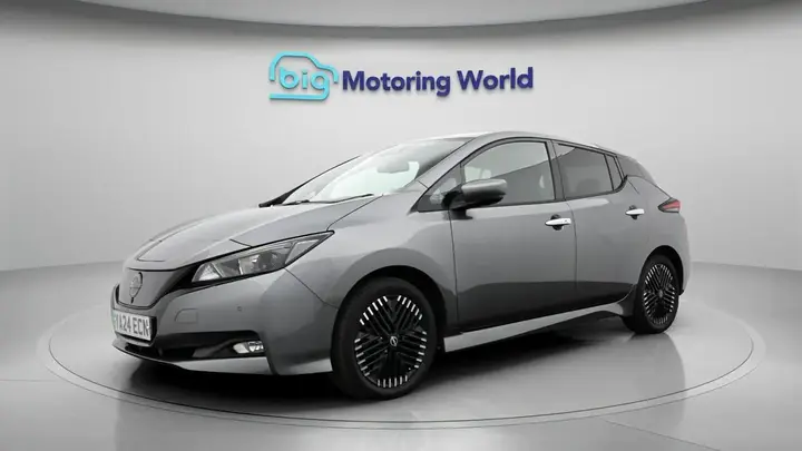 Nissan Leaf 2024 photo 2
