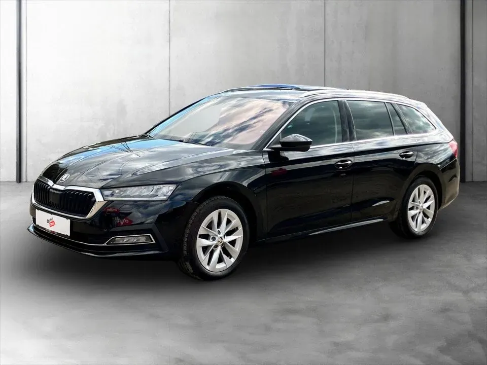 Skoda Octavia 2022 photo 2