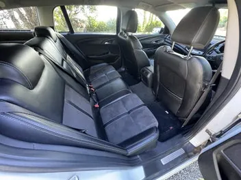 Holden Commodore 2015 photo 3