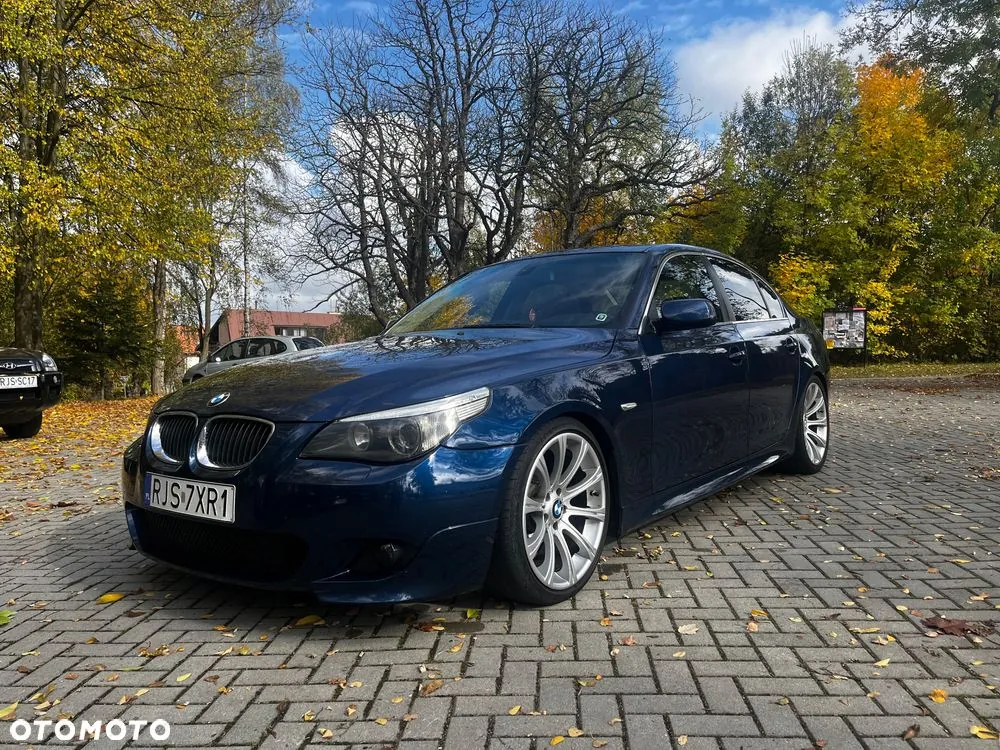 BMW E60 2005 photo 2