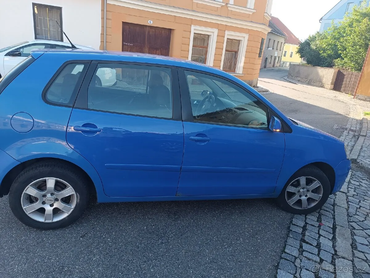 Volkswagen Polo 2008 photo 2
