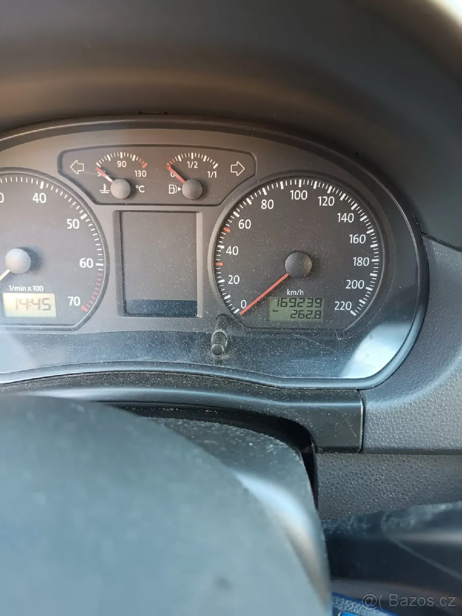 Volkswagen Polo 2008 photo 5