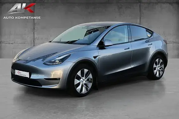 Tesla Model Y 2023 photo 3