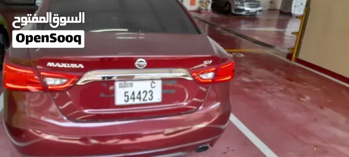 Nissan Maxima
