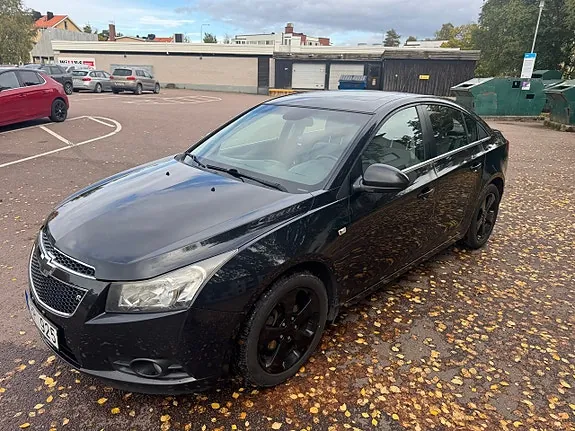 Chevrolet Cruze 2011 photo 2