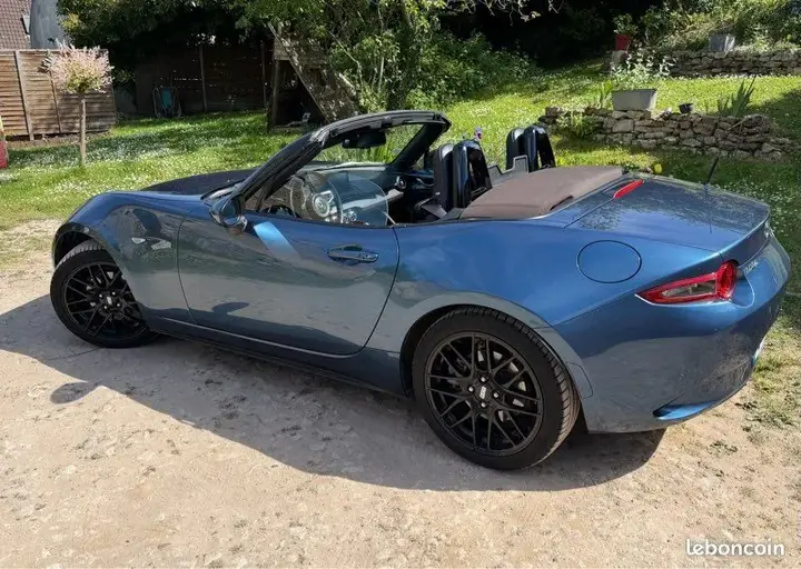 Mazda Mx-5 2019 photo 2