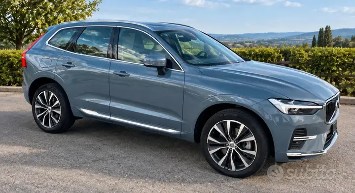 Volvo Xc60 2022 photo 2