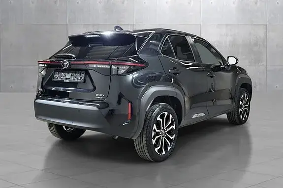 Toyota Yaris Cross 2025 photo 3