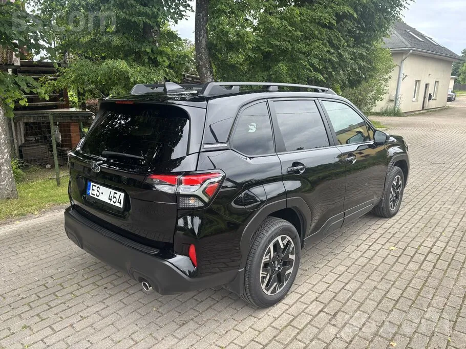 Subaru Forester 2025 photo 3