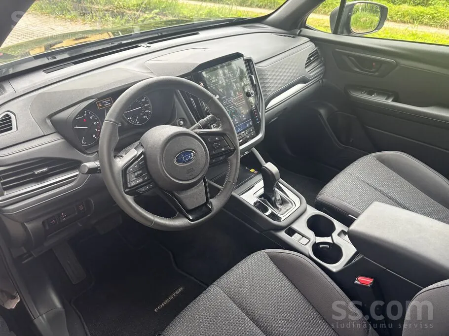 Subaru Forester 2025 photo 5