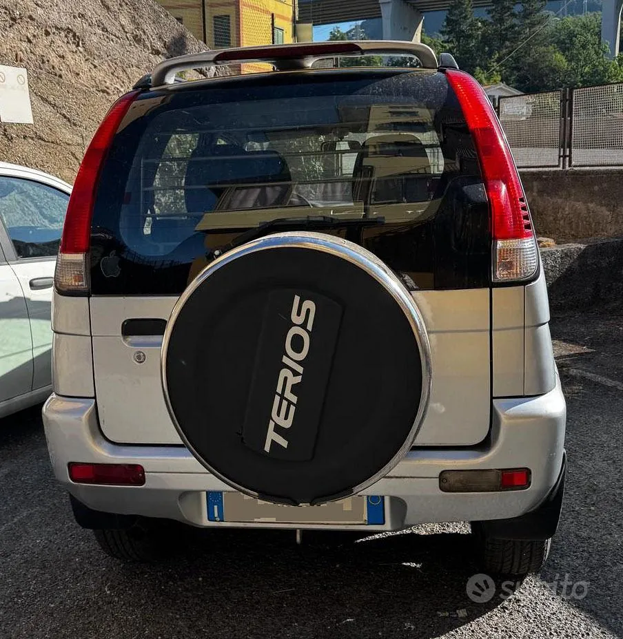 Daihatsu Terios 2002 photo 4