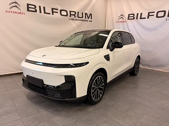 Leapmotor B10