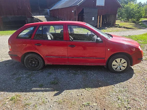 Skoda Fabia 2006 photo 4