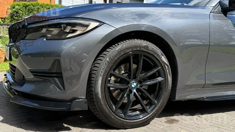 BMW 320 2021 photo 4