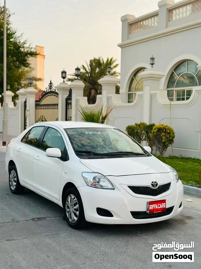 Toyota Yaris 2011 photo 4
