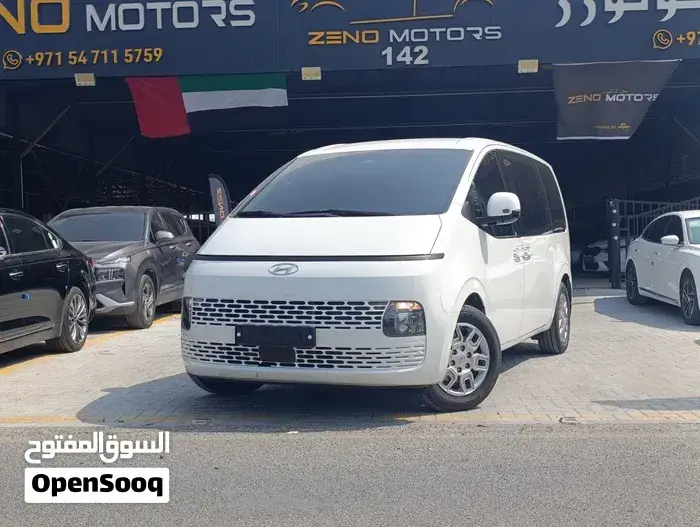 Hyundai Staria