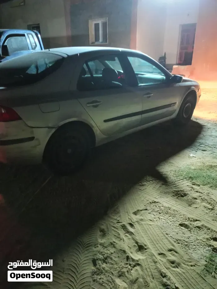 Renault Laguna 2002 photo 3