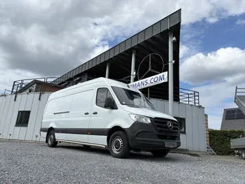 Mercedes-Benz Sprinter Combi 2023 photo 2
