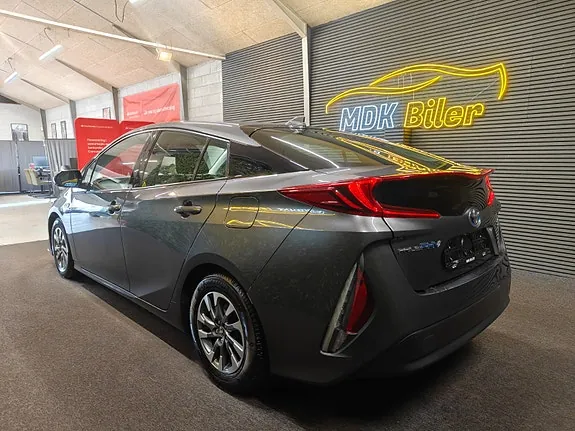 Toyota Prius 2019 photo 3