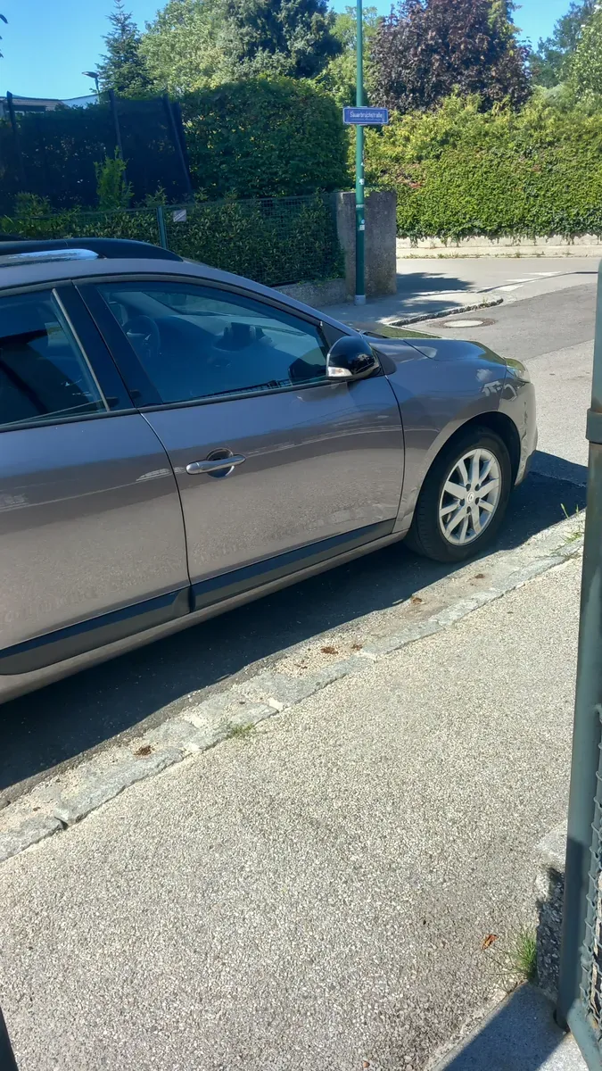 Renault Megane 2012 photo 3