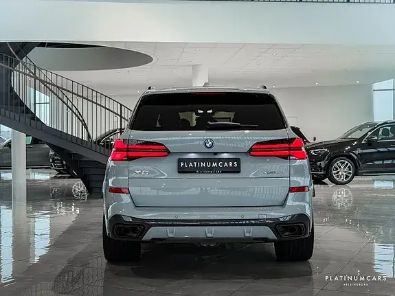 BMW X5 2025 photo 4