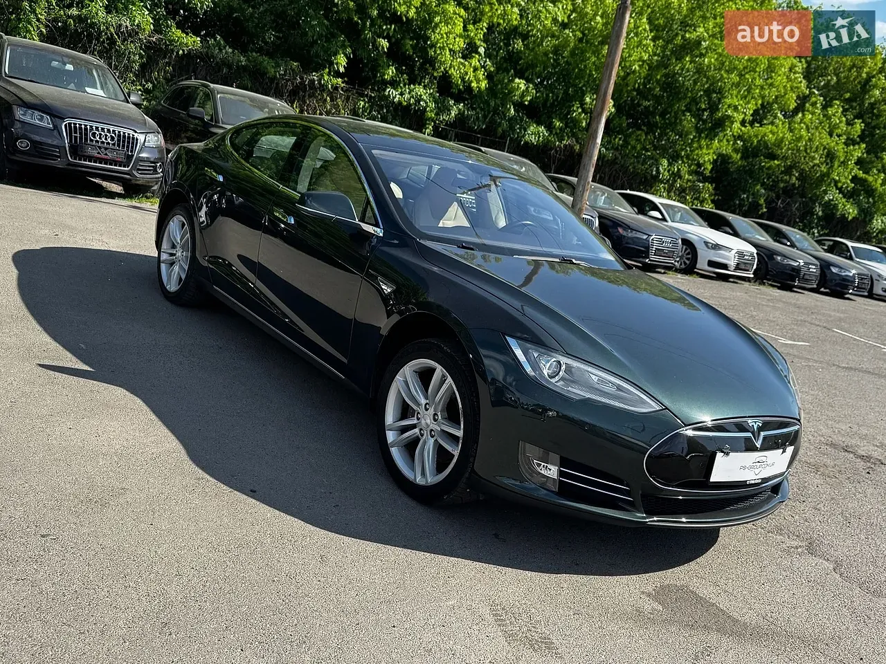 Tesla Model S 2014 photo 4