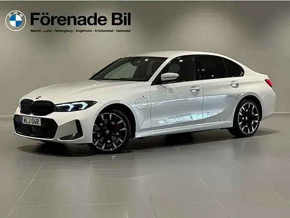 BMW 330E