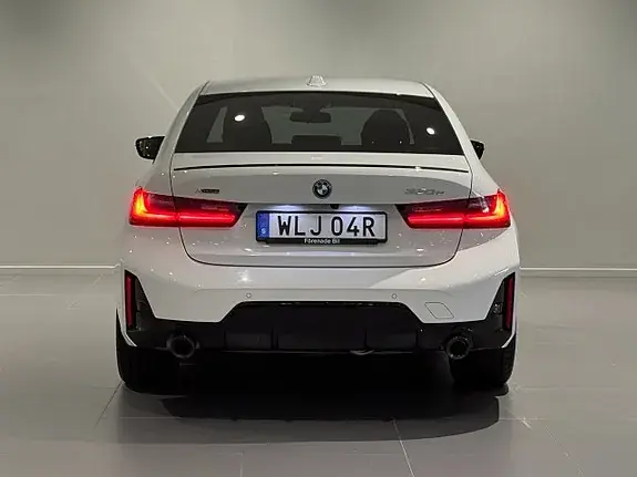 BMW 330E 2025 photo 4