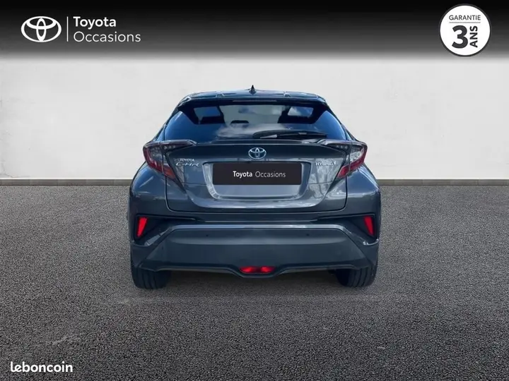 Toyota C-Hr 2019 photo 4