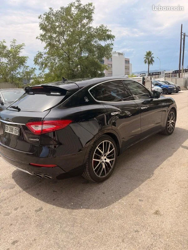 Maserati Levante 2017 photo 3
