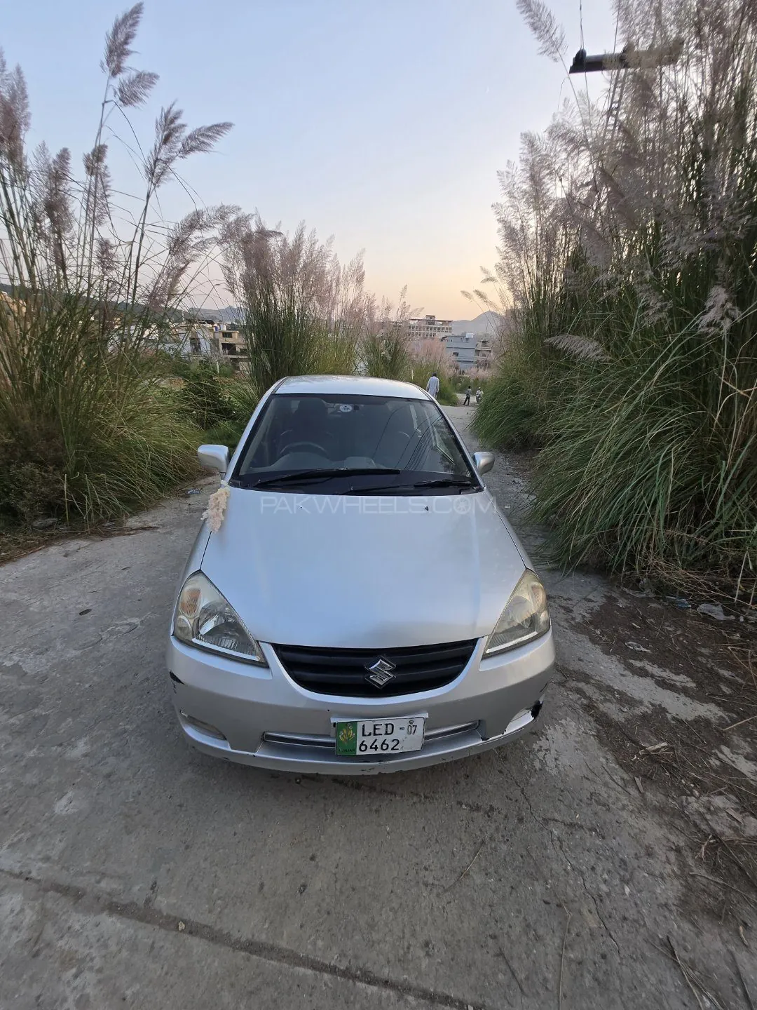 Suzuki Liana